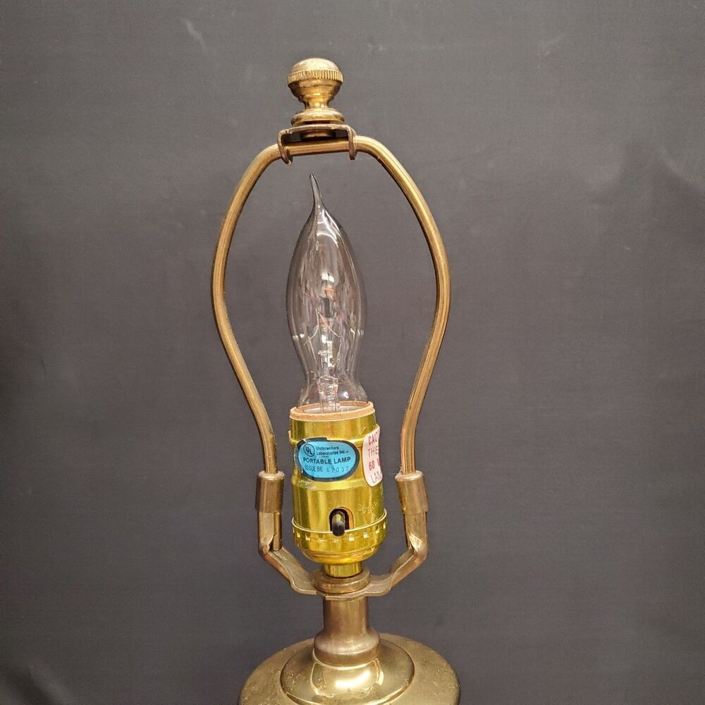 Vintage Chinoiserie Floral Urn Table Lamp - Picture 12 of 12